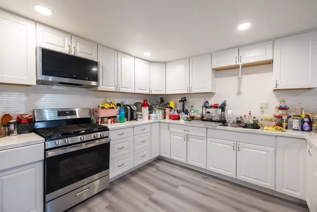 $1,149,888 | 592-592 Willow Avenue, Hayward, CA 94541