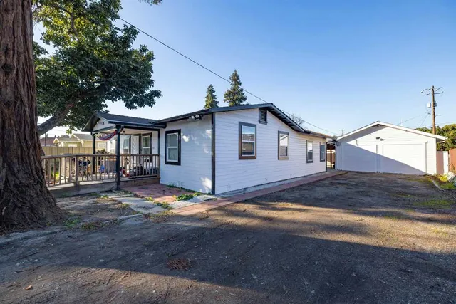 $1,149,888 | 592-592 Willow Avenue, Hayward, CA 94541