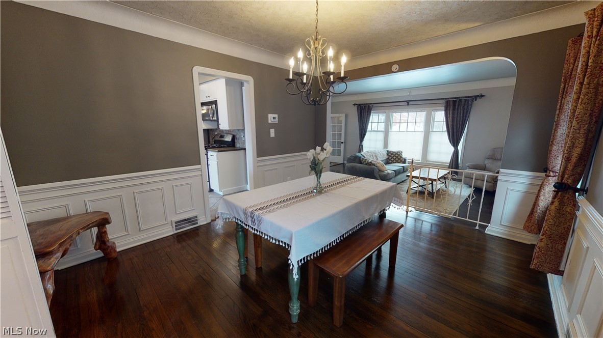 2540 Channing Road Cleveland, OH 44118 - Photo 6 of 35 Gallery Image 6