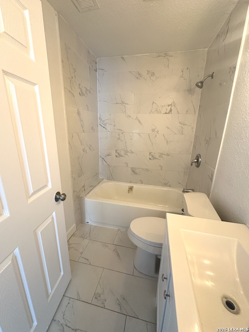 514 Davis Avenue Devine, TX 78016 - Photo 13 of 13