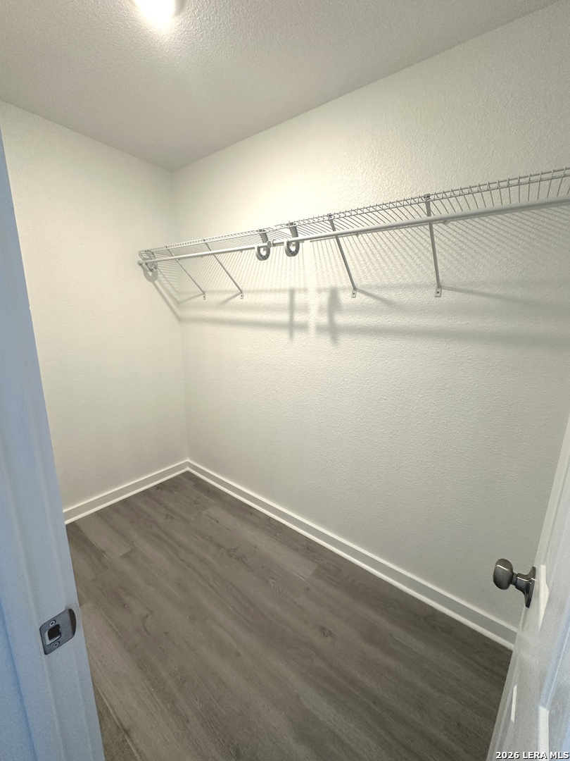 514 Davis Avenue Devine, TX 78016 - Photo 10 of 13