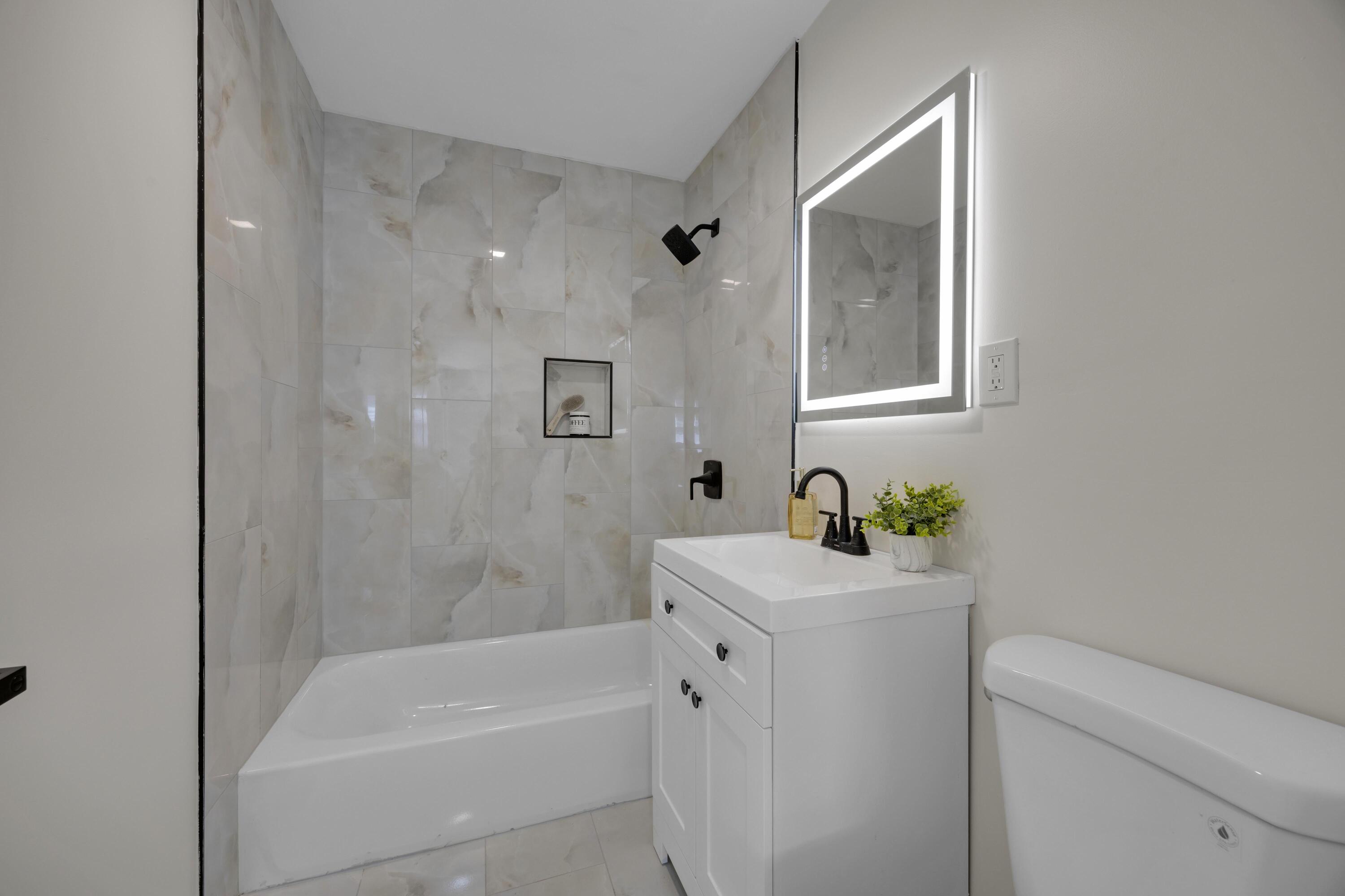 2110 Cleveland Street Gary, IN 46404 - Photo 8 of 19 3000x2000