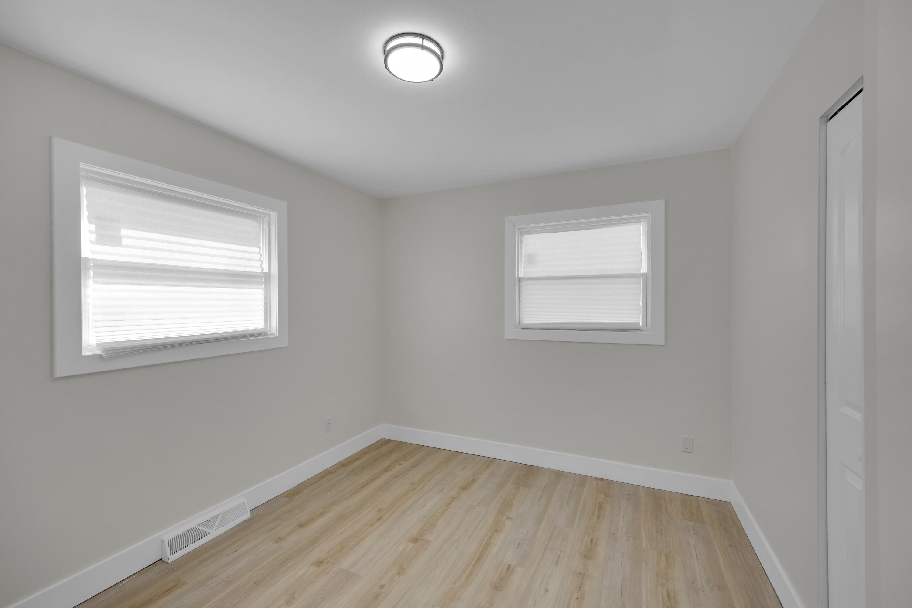 2110 Cleveland Street Gary, IN 46404 - Photo 9 of 19 3000x2000