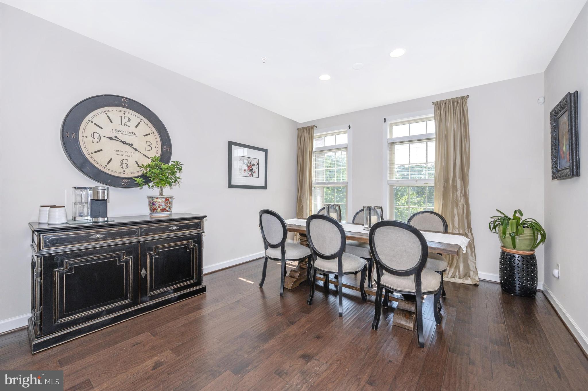 7407 Matapan Drive Hanover, MD 21076 - Photo 10 of 29 Sun pours in from south-east facing windows.