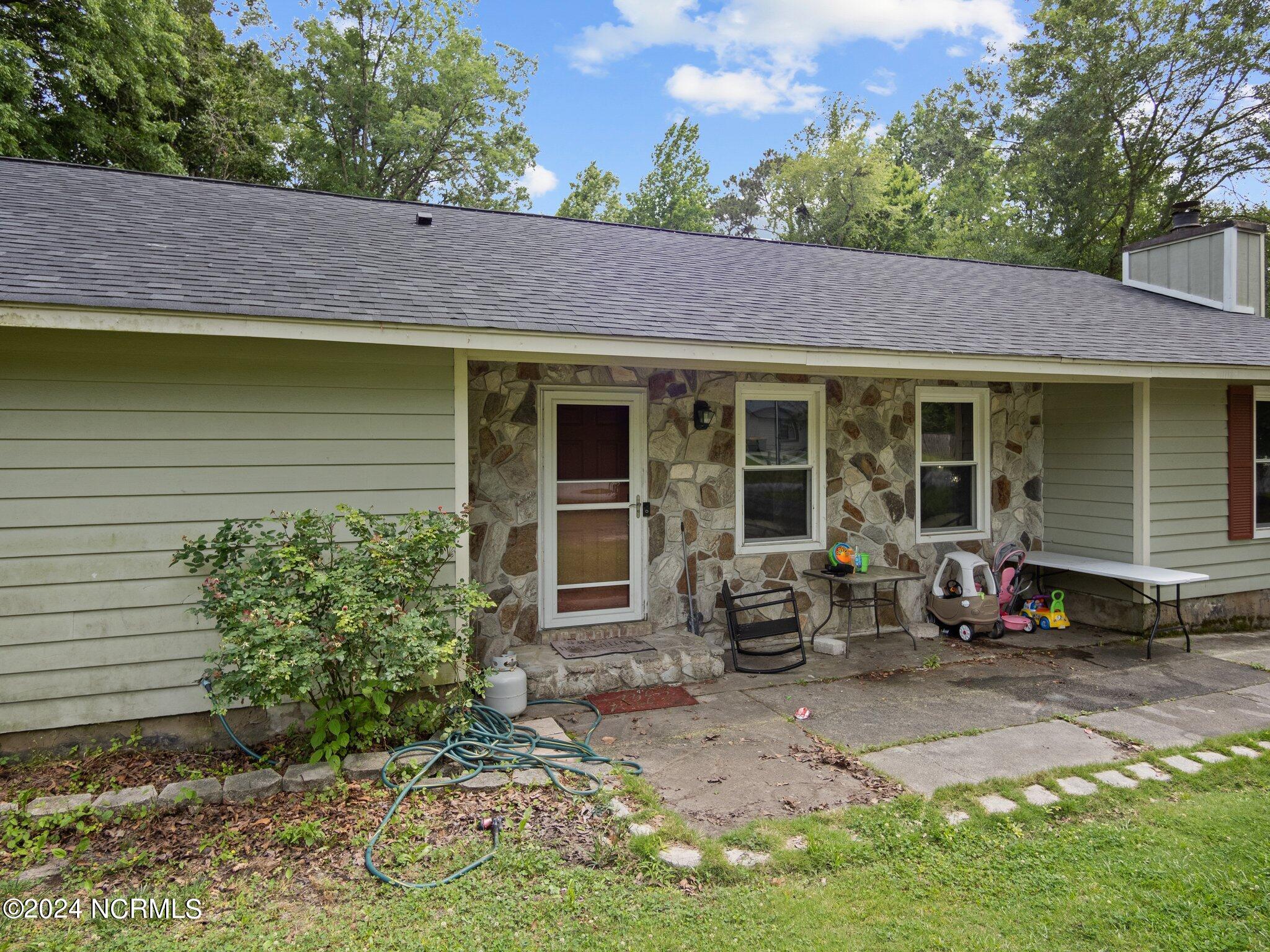 803 Mill River Road Jacksonville, NC 28540 - Photo 38 of 47 41-web-or-mls-P5176879