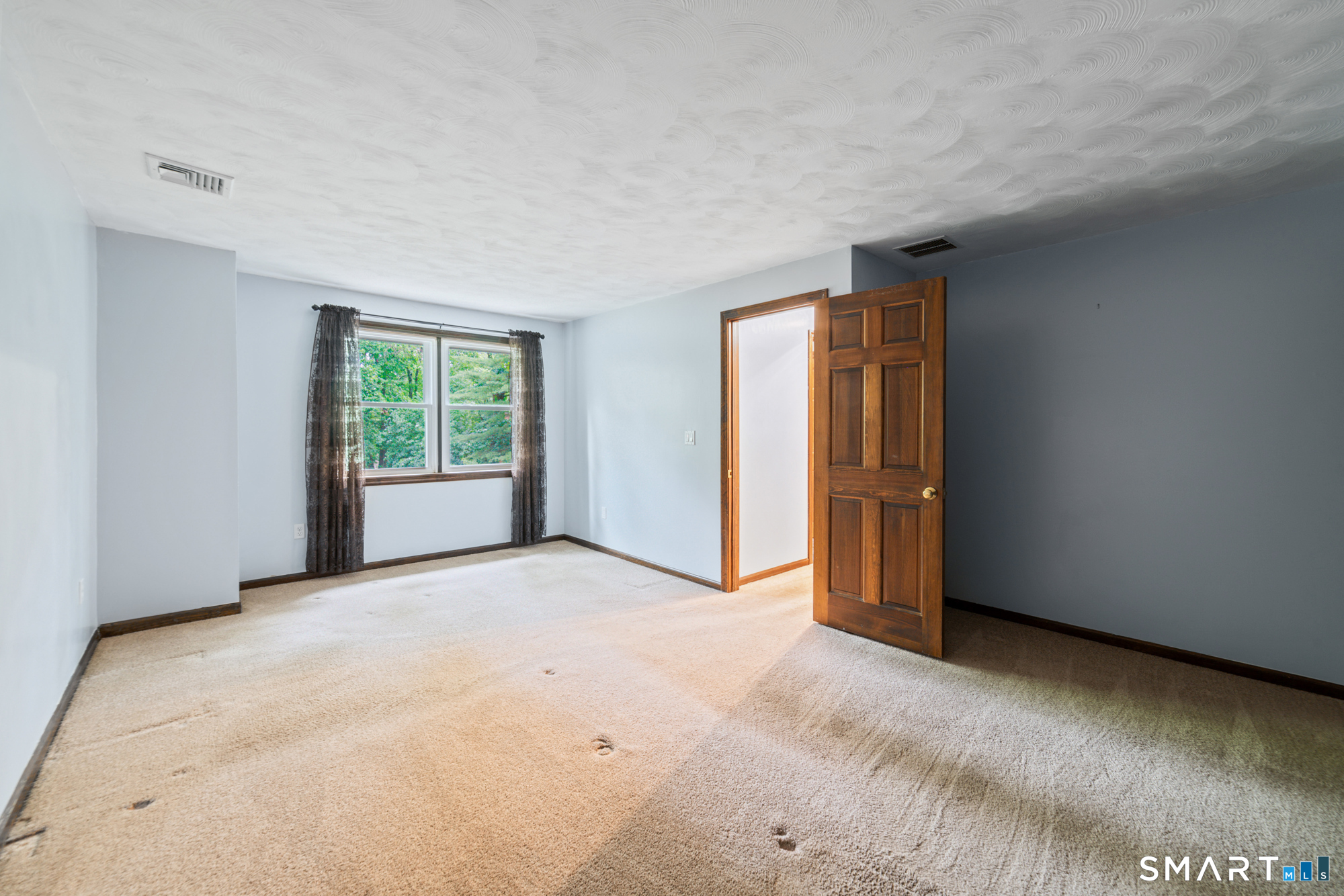 548 Beecher Road Wolcott, CT 06716 - Photo 20 of 36