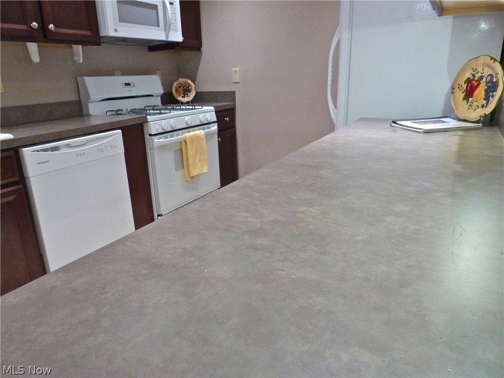 1263 Lost Nation Road, Unit 8A Willoughby, OH 44094 - Photo 7 of 19
