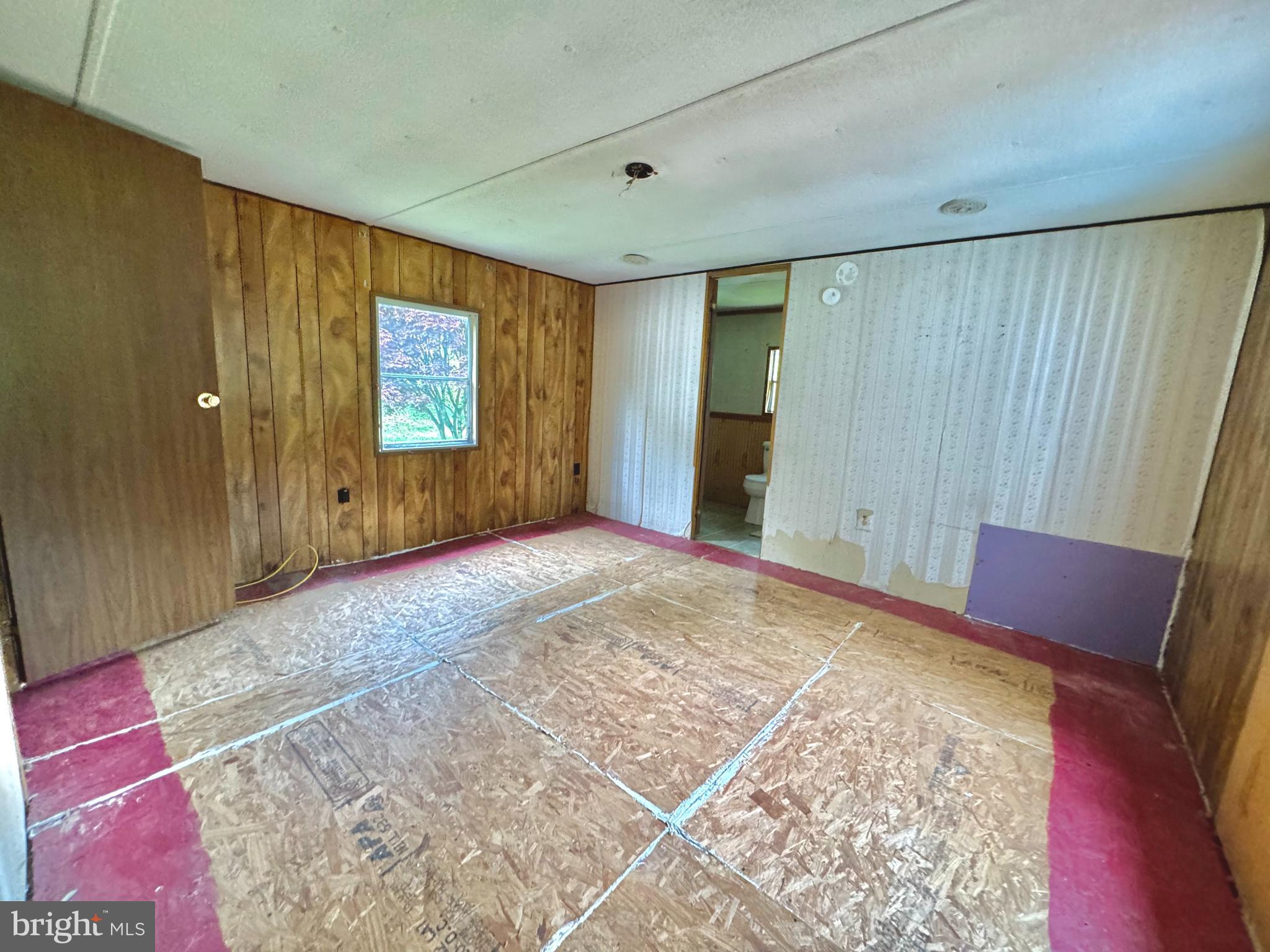 2288 Sunny Road New Ringgold, PA 17960 - Photo 13 of 18 Gallery Image 13