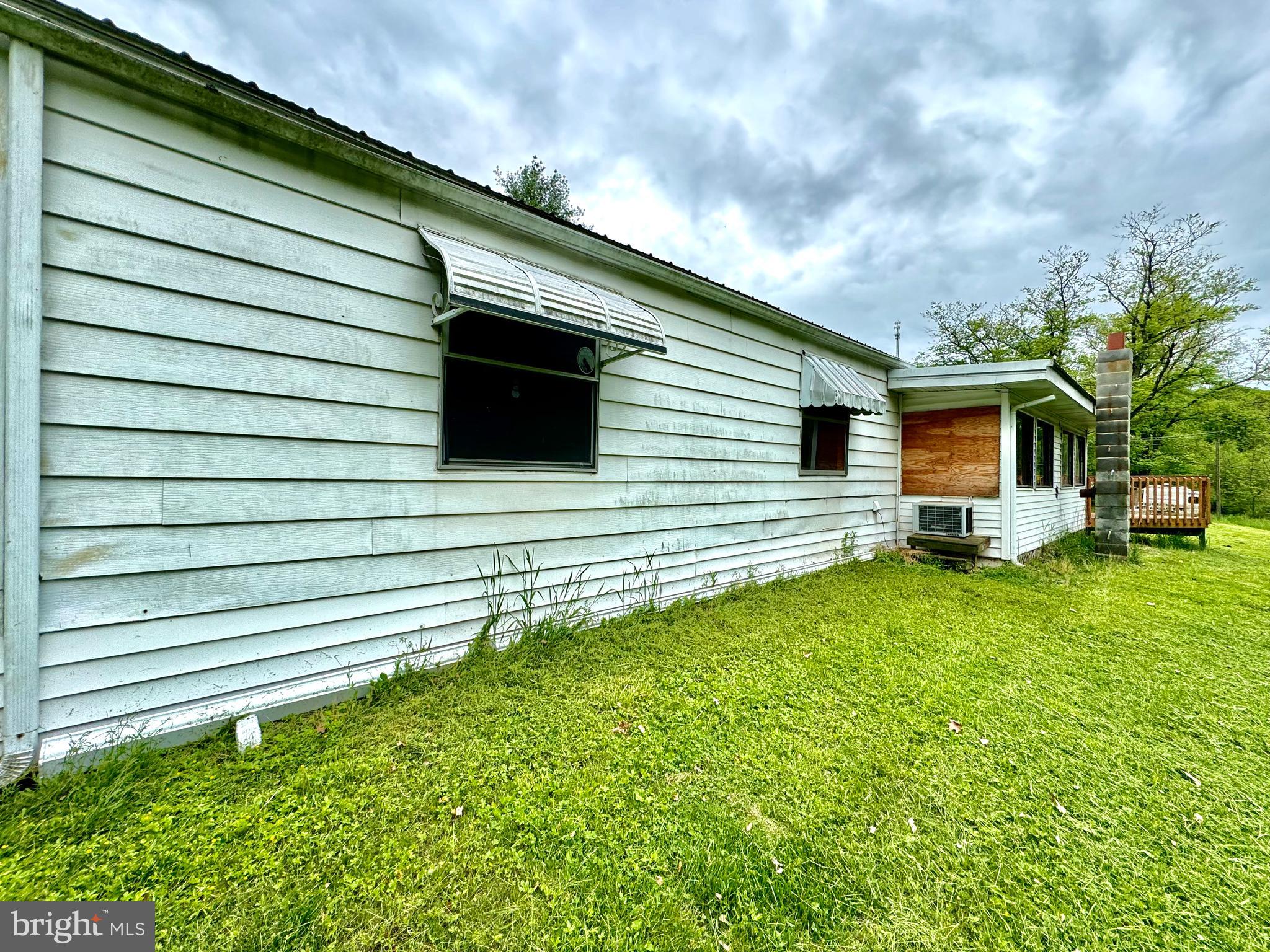 2288 Sunny Road New Ringgold, PA 17960 - Photo 3 of 18 Gallery Image 3