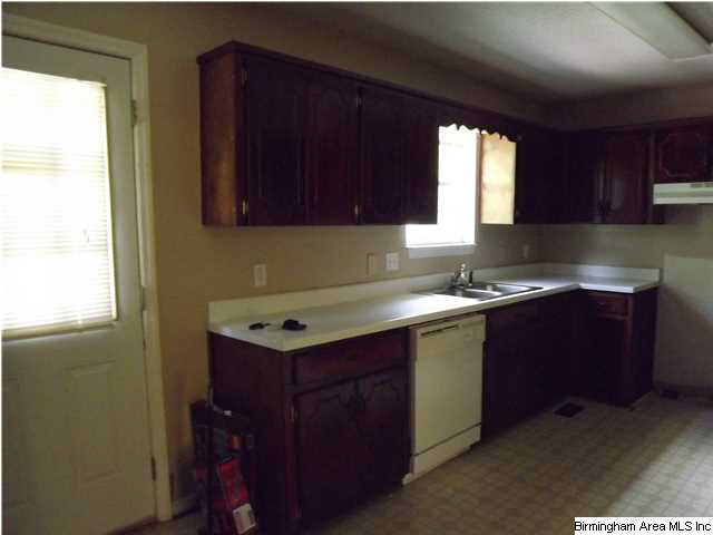 651 Mark Green Road Jacksonville, AL 36265 - Photo 3 of 18