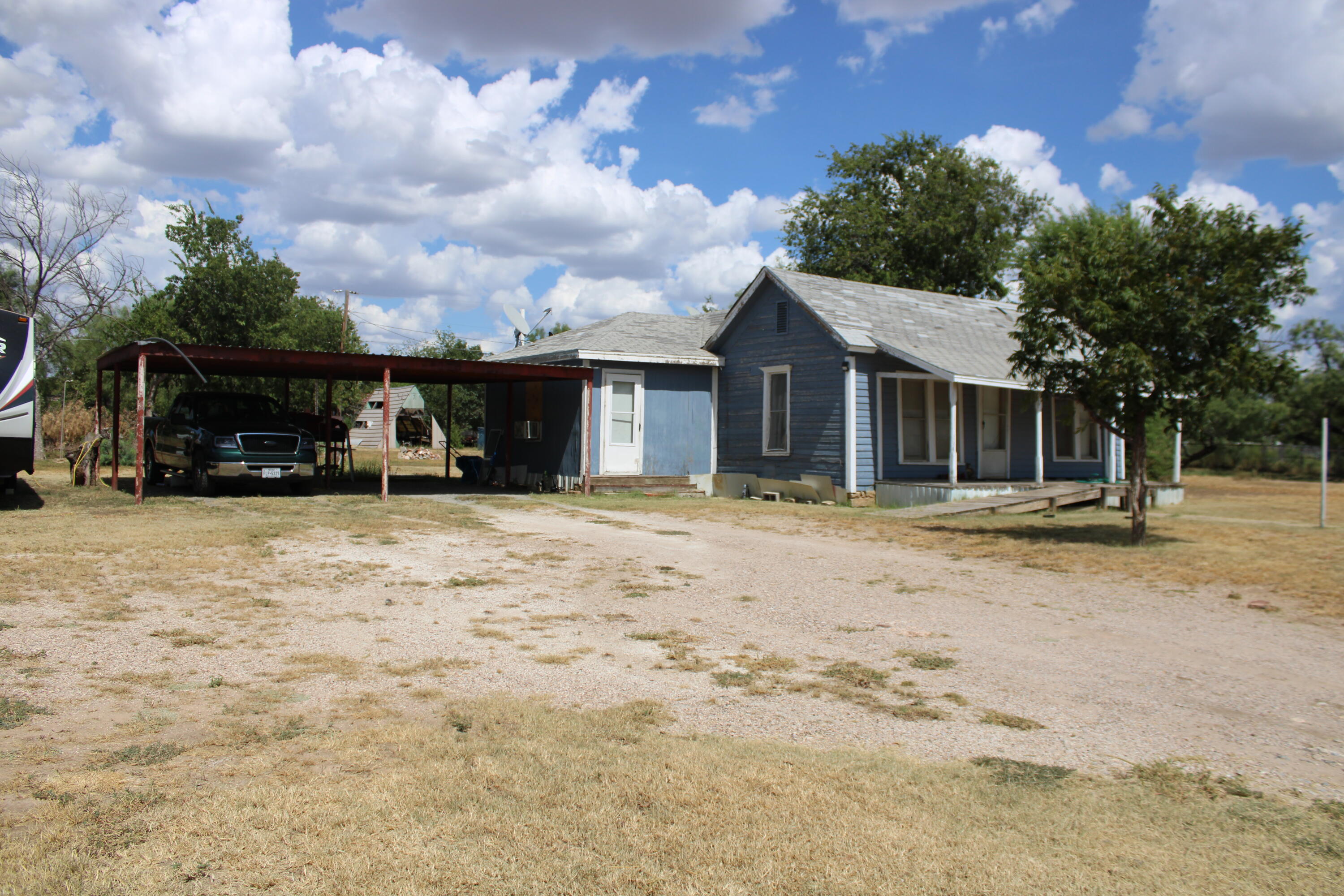 1102 North 12th Street Ballinger, TX 76821 - Photo 2 of 13 2026-09-09 15.03.55