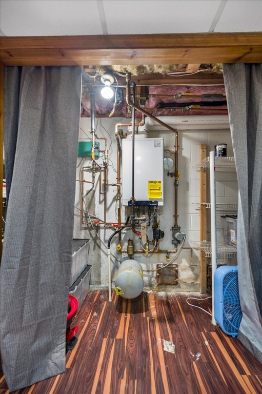 63 Hebb Street Somerset, MA 02725 - Photo 26 of 30 a dinning table and chairs in a patio