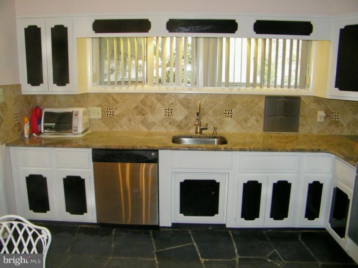 7757 Mellon Road Wyncote, PA 19095 - Photo 10 of 16 Gallery Image 10