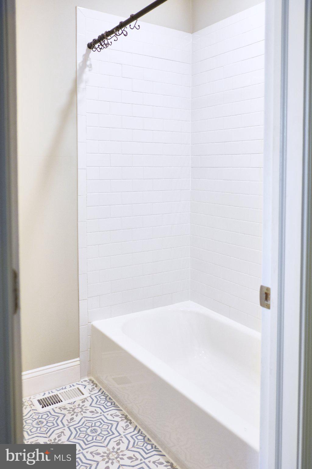 2817 Salmon Street Philadelphia, PA 19134 - Photo 10 of 12