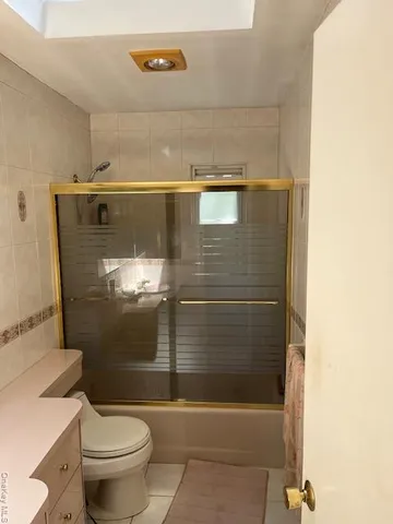 $1,349,000 | 249-14 Cambria Avenue | Little Neck