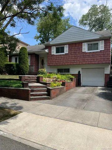 $1,349,000 | 249-14 Cambria Avenue | Little Neck