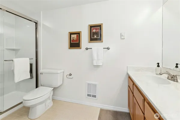 $410,000 | 4081 224th Lane Southeast, Unit 202, Issaquah, WA 98029