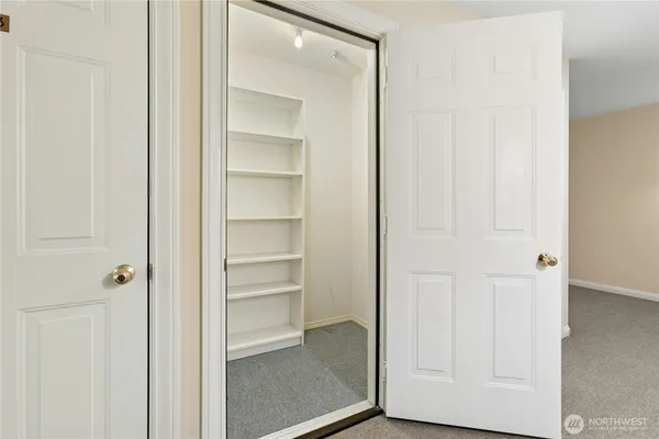 $410,000 | 4081 224th Lane Southeast, Unit 202, Issaquah, WA 98029