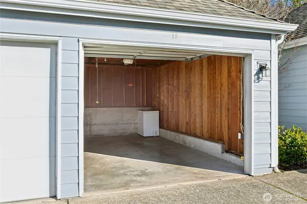 $410,000 | 4081 224th Lane Southeast, Unit 202, Issaquah, WA 98029