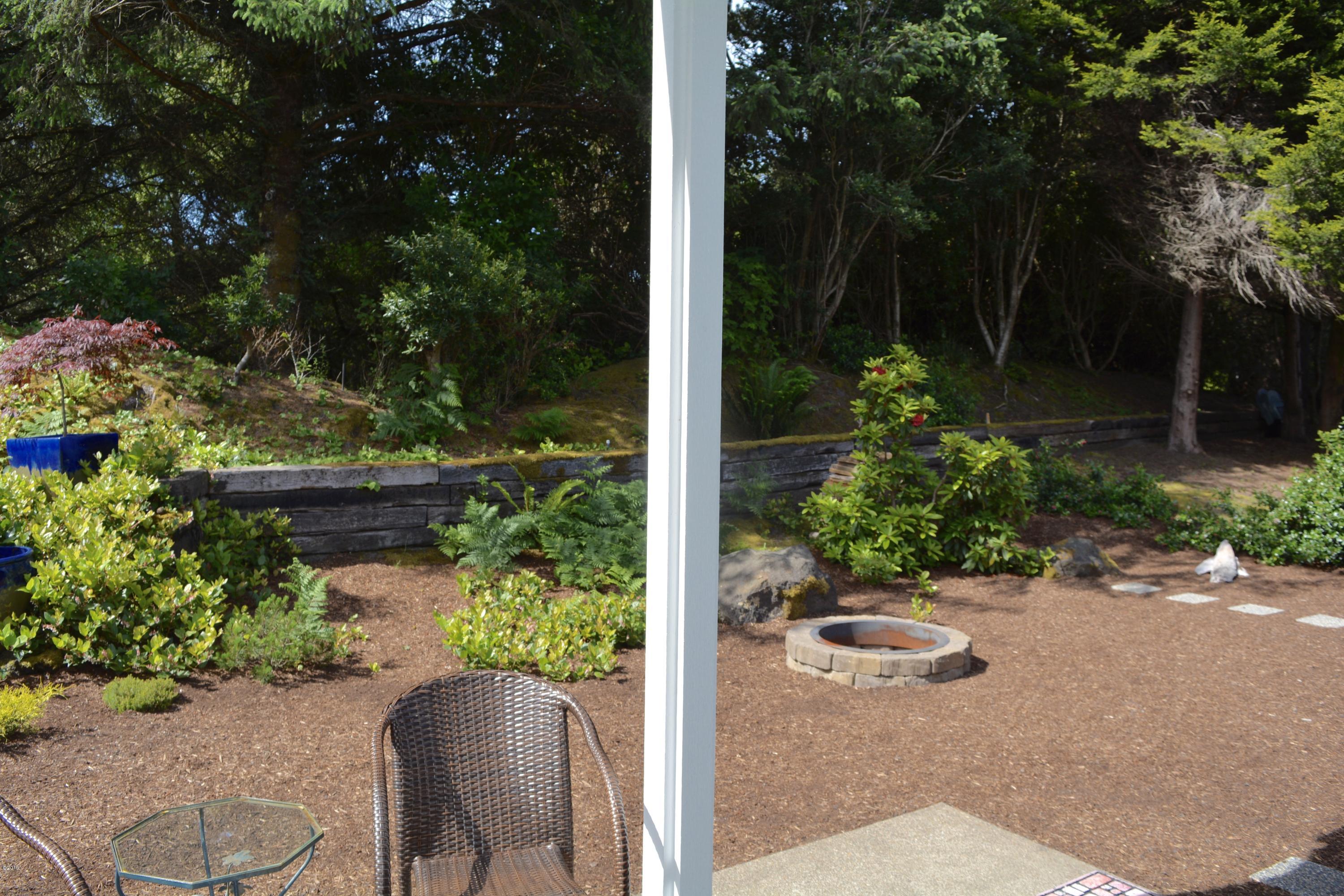 145 Southwest 61 Street Newport, OR 97366 - Photo 20 of 33 Back Yard