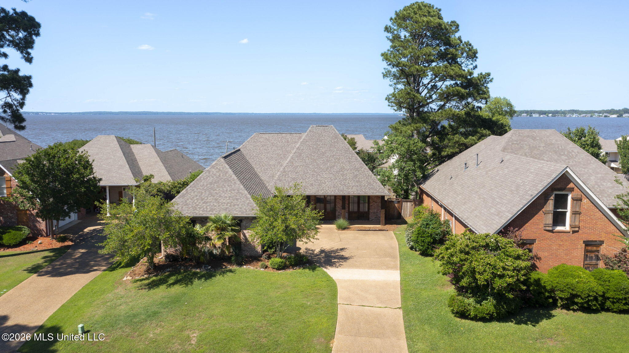 1408 Windrose Drive Brandon, MS 39047 - Photo 2 of 75 59-web-or-mls-1408 Windrose-59