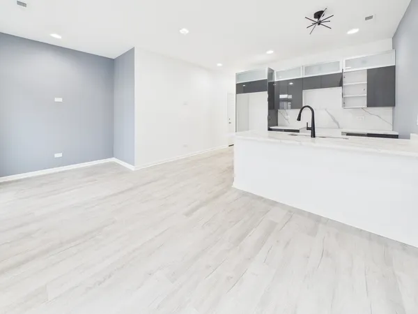 $749,900 | 6346 South Evans Avenue, Chicago, IL 60637