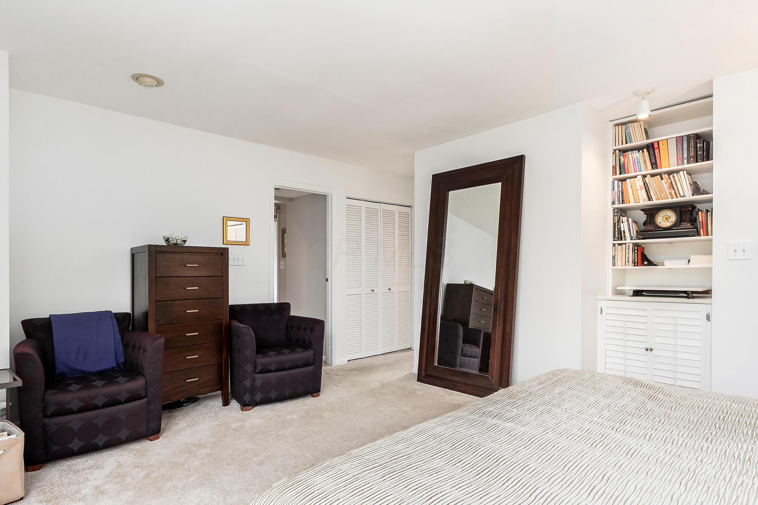 4770 Dierker Road, Unit 9 Columbus, OH 43220 - Photo 28 of 48