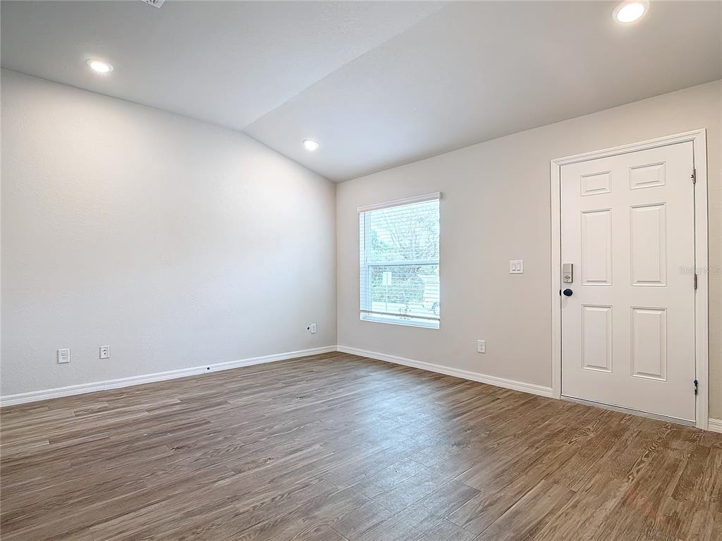 27169 Washington Street Punta Gorda, FL 33983 - Photo 4 of 37