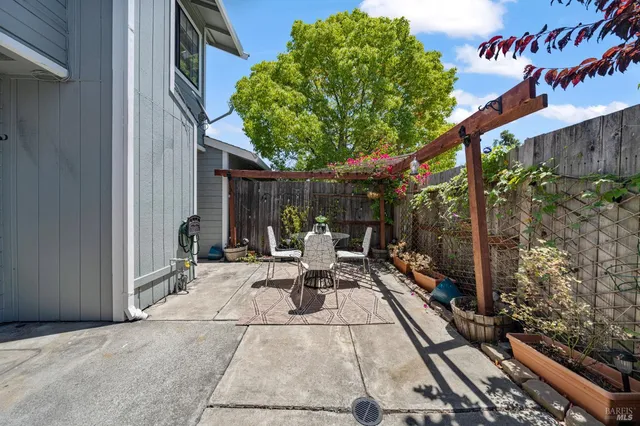 a view of outdoor space yard and patio