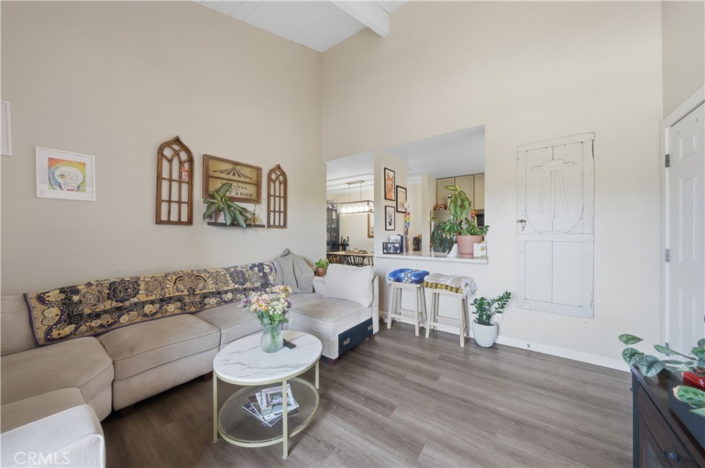 1050 Rock Springs Road Escondido, CA 92026 - Photo 3 of 30