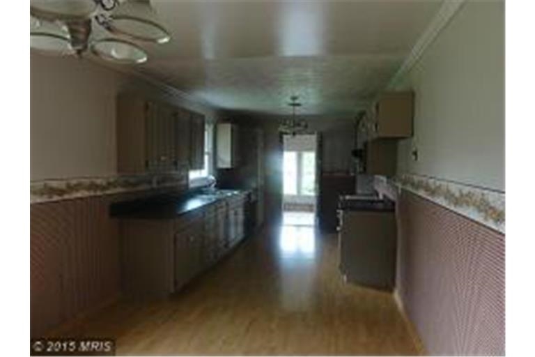 2 Rolling Road Luray, VA 22835 - Photo 5 of 12 Gallery Image 5