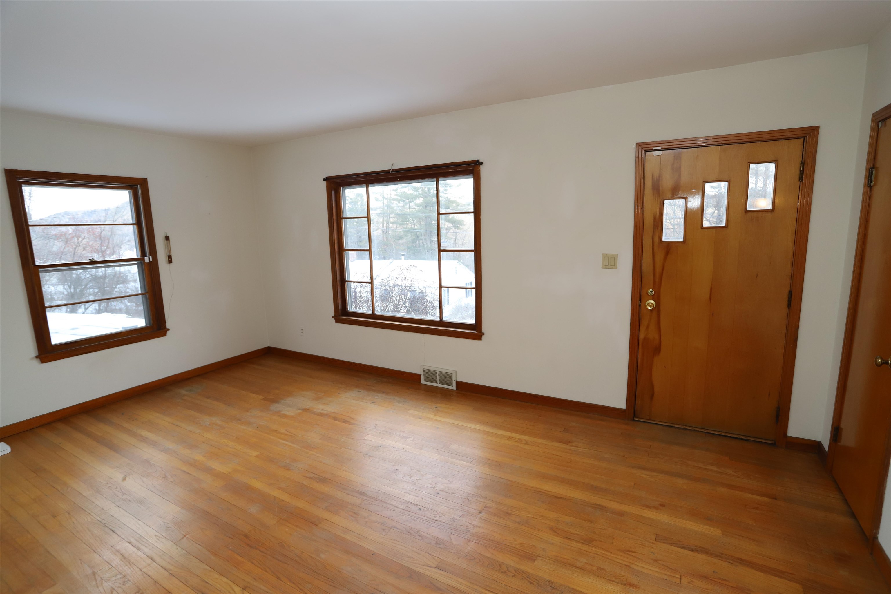 38 Bailey Street Springfield, VT 05156 - Photo 8 of 29