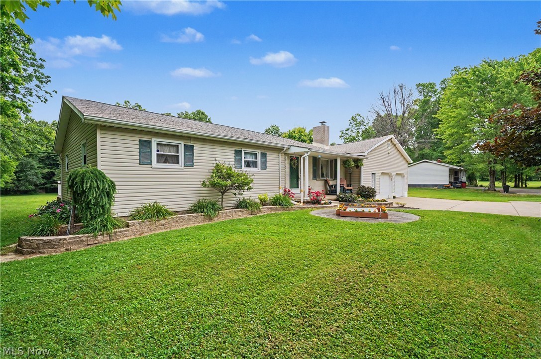 9112 New Road North Jackson, OH 44451 - Photo 4 of 45
