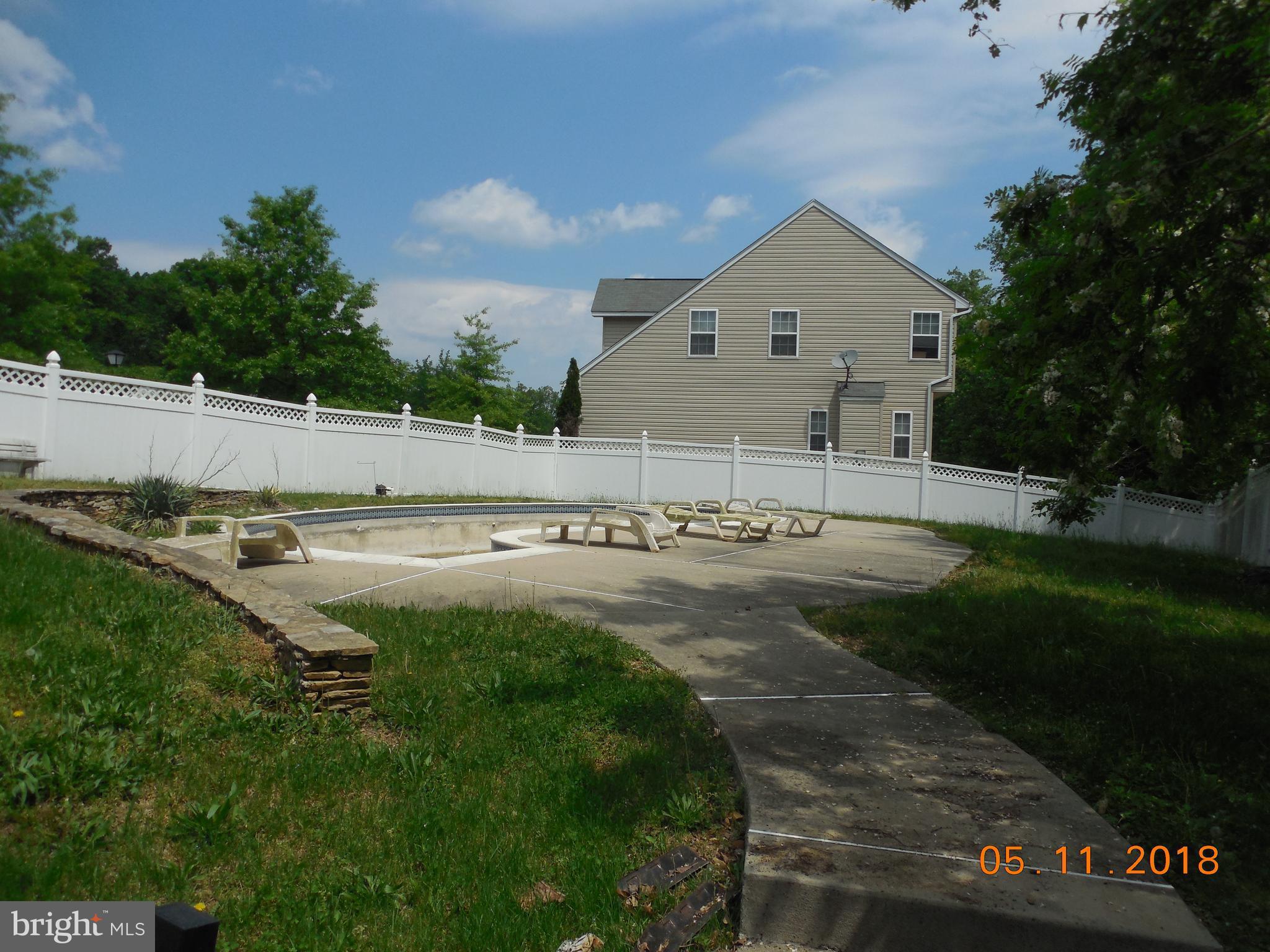 13110 Ridge Brook Court Fort Washington, MD 20744 - Photo 4 of 28 Exterior (Rear)