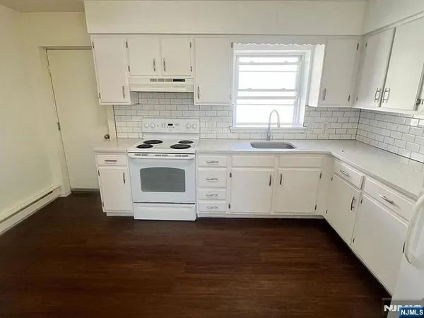 $1,999 | 25 Houston Street, Unit 5, Newark, NJ 07105