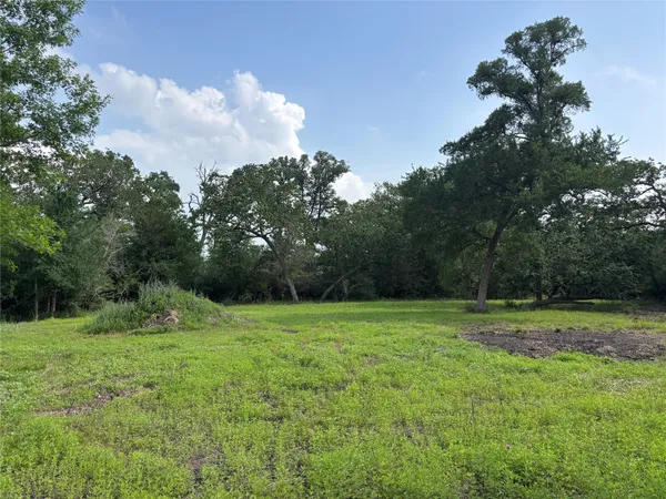 $399,900 | 4001 Counsil Lane, Brenham, TX 77833