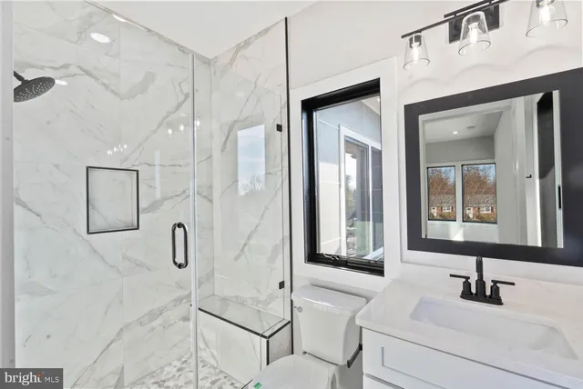 $2,625,000 | 2115 Natahoa Court, Falls Church, VA 22043