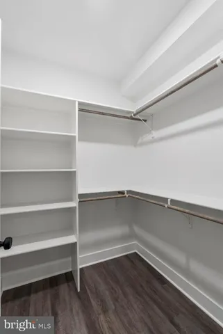 $2,625,000 | 2115 Natahoa Court, Falls Church, VA 22043