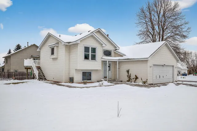 $390,000 | 16051 Goodview Way, Lakeville, MN 55044