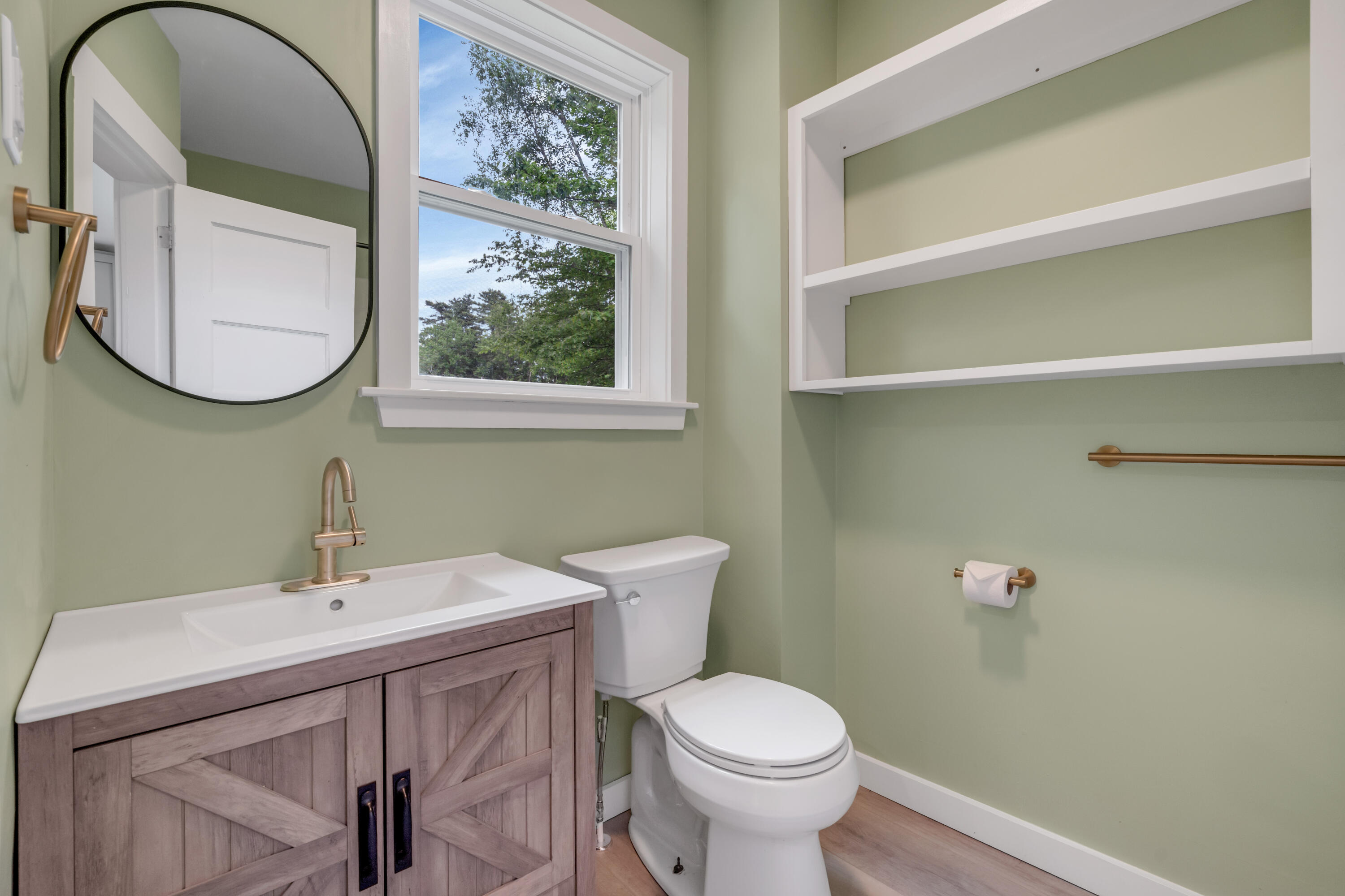 1618 Hotel Road Auburn, ME 04210 - Photo 13 of 32 DSC05081