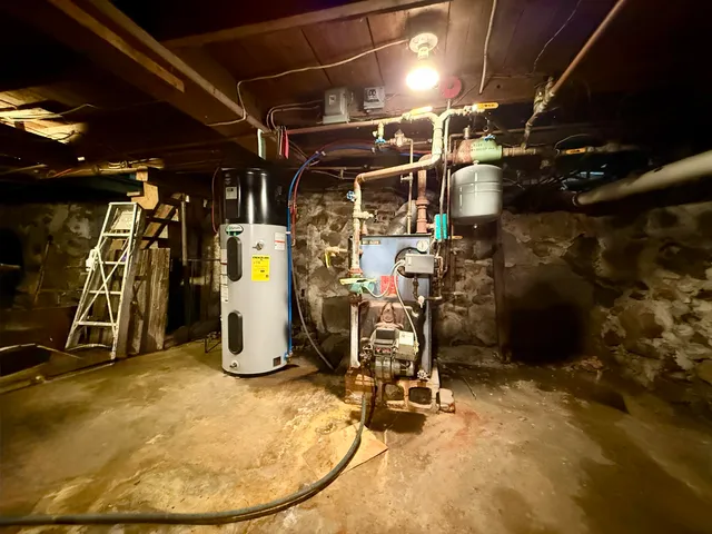 $229,000 | 89 Washington Street, Calais, ME 04619