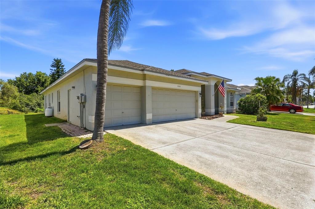 13010 Prestwick Drive Riverview, FL 33579 - Photo 5 of 60