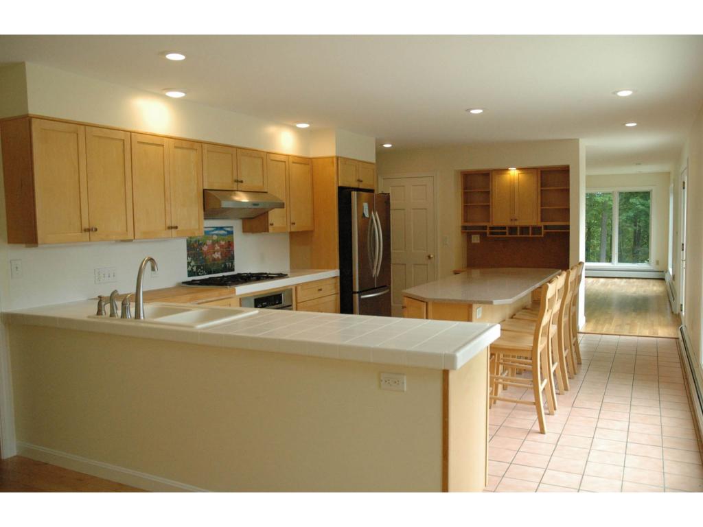 222 Kipling Road Brattleboro, VT 05301 - Photo 10 of 36