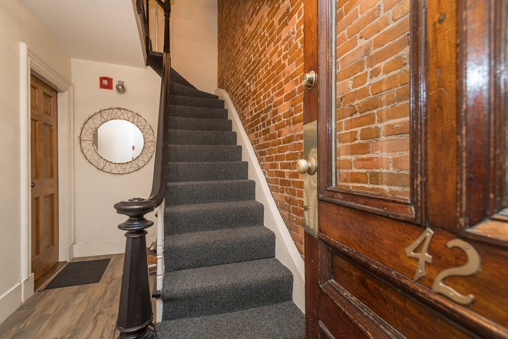 42 Garden Street, Unit 2 Boston, MA 02114 - Photo 10 of 10