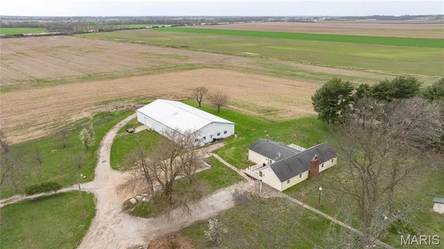 $985,000 | 1508 Highway 140, Smithboro, IL 62284