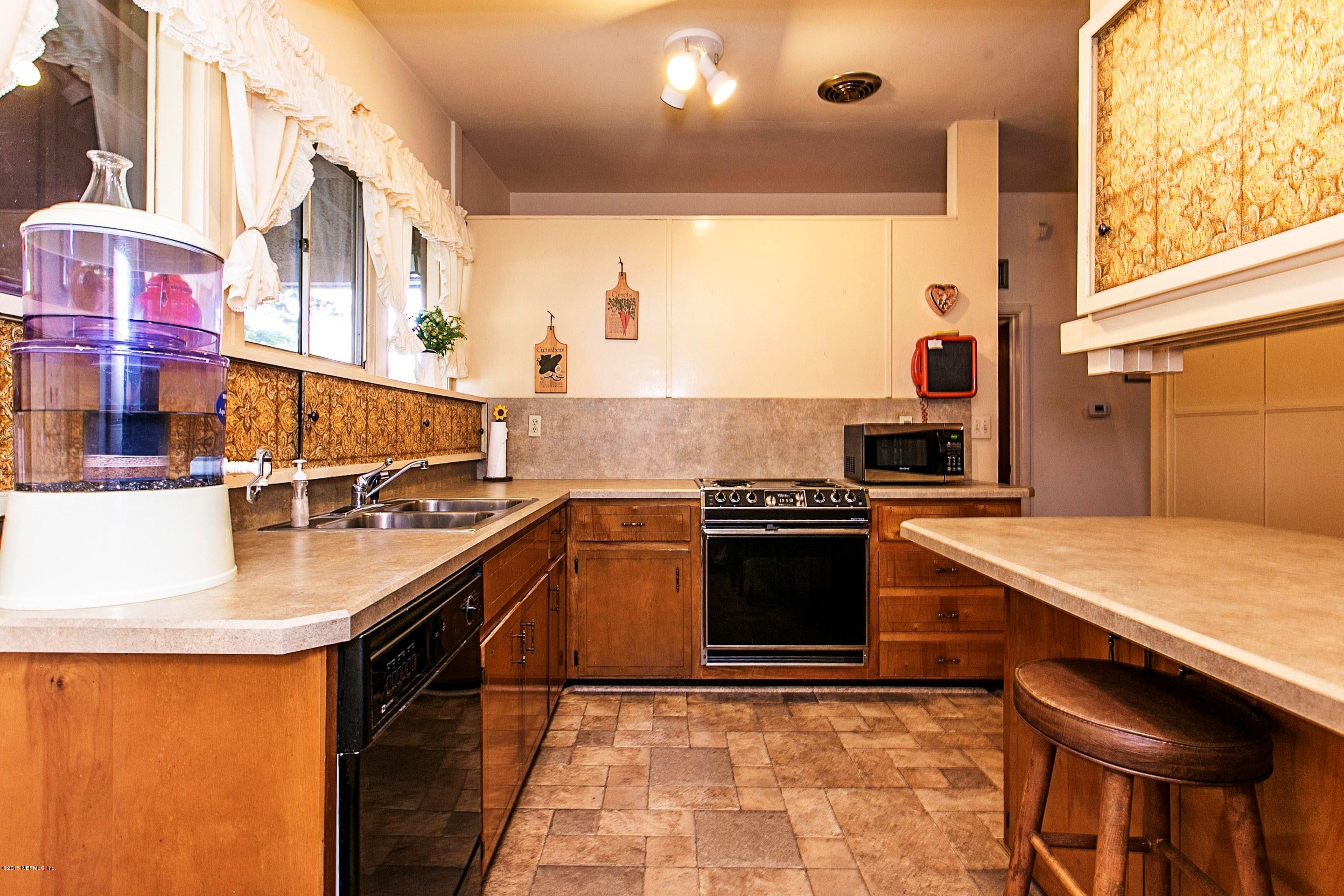 7012 Altama Road Jacksonville, FL 32216 - Photo 6 of 26 006_Kitchen