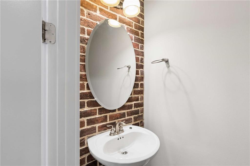 1199 Huff Road Northwest, Unit 110 Atlanta, GA 30318 - Photo 20 of 40