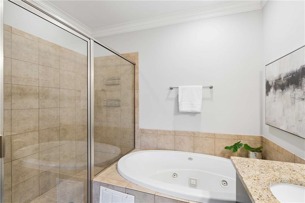 1199 Huff Road Northwest, Unit 110 Atlanta, GA 30318 - Photo 28 of 40