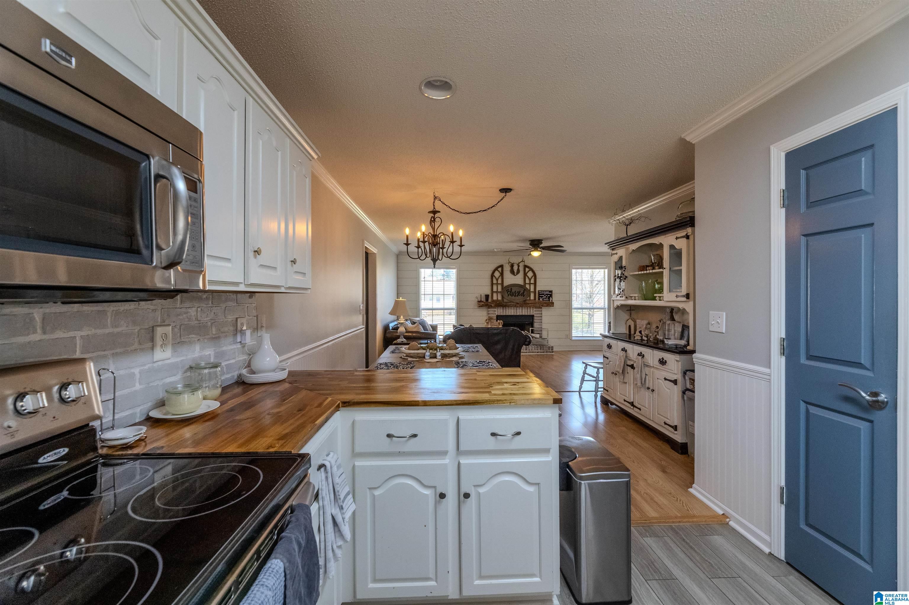 469 Bailey Loop Road Gardendale, AL 35071 - Photo 6 of 28