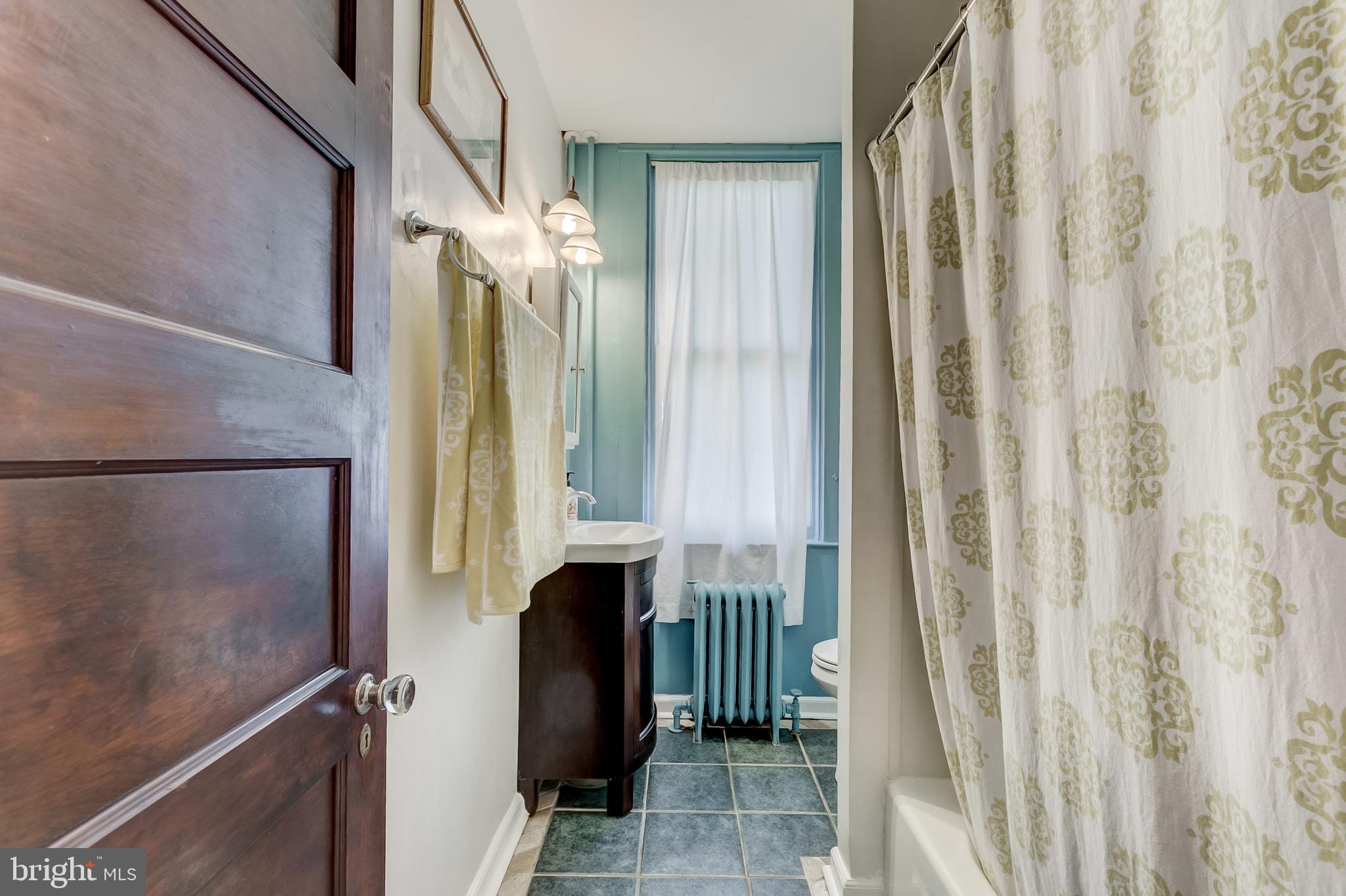4132 Roland Avenue Baltimore, MD 21211 - Photo 23 of 52